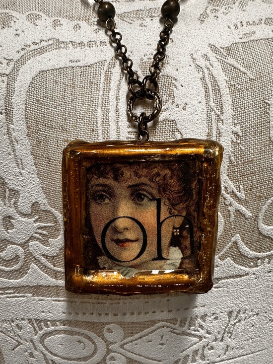 Handmade Jewelry - Vintage-Inspired Gold Frame Pendant Necklace - 'Oh' Artwork